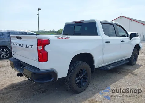 2020 Chevrolet Silverado 1500 4Wd Short Bed Lt Trail Boss z USA, uszkodzony, nr VIN 3GCPYFED7LG413099